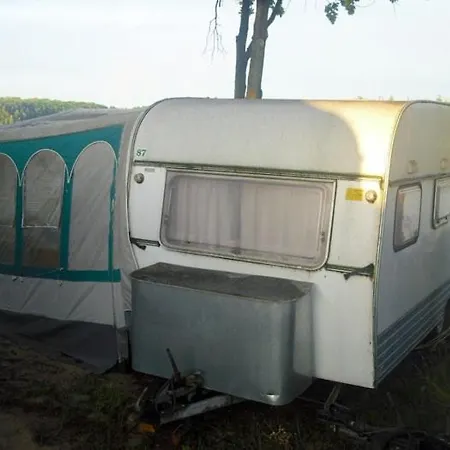 Ferienpark Karavany A Maringotky Dolezal *